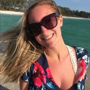 Meet your Posher, Allison